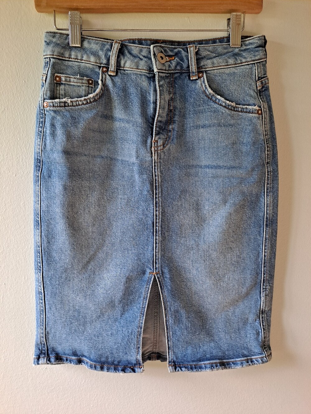 Anthropologie Pilcro and the Letterpress Denim Skirt. Size 2